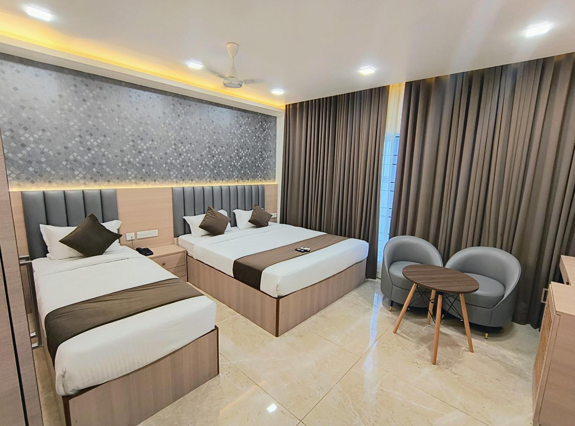 Grand Silver Chennai Esterno foto